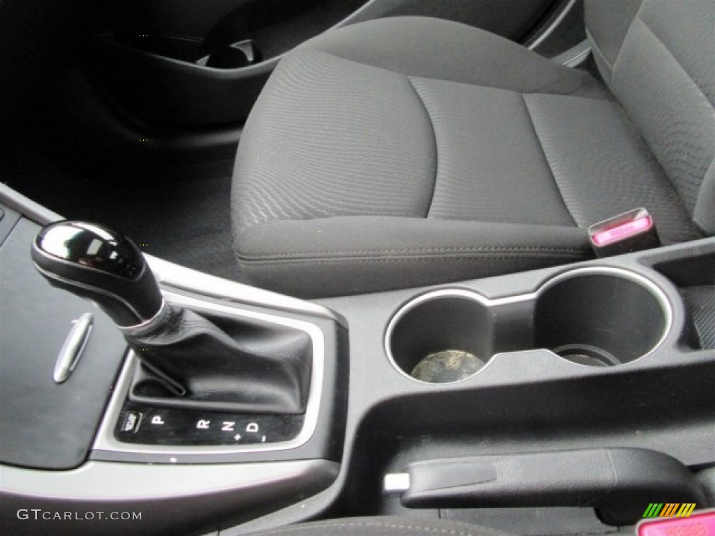 2015 Elantra SE Sedan - Shimmering Air Silver / Black photo #19