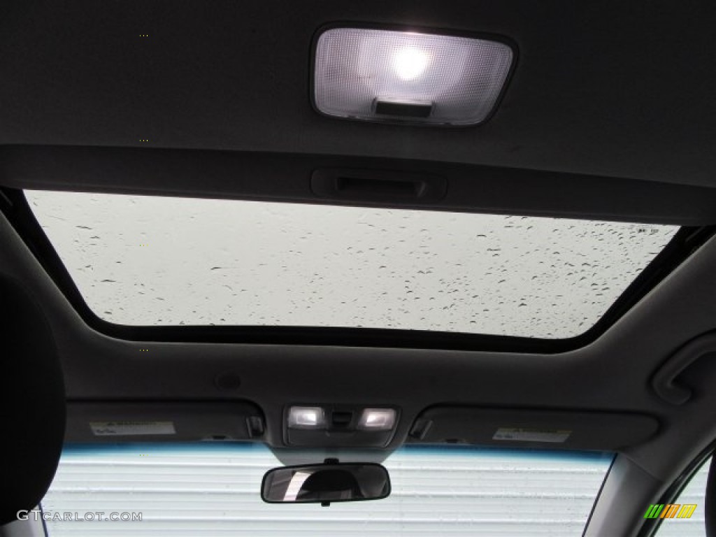 2015 Elantra SE Sedan - Shimmering Air Silver / Black photo #20