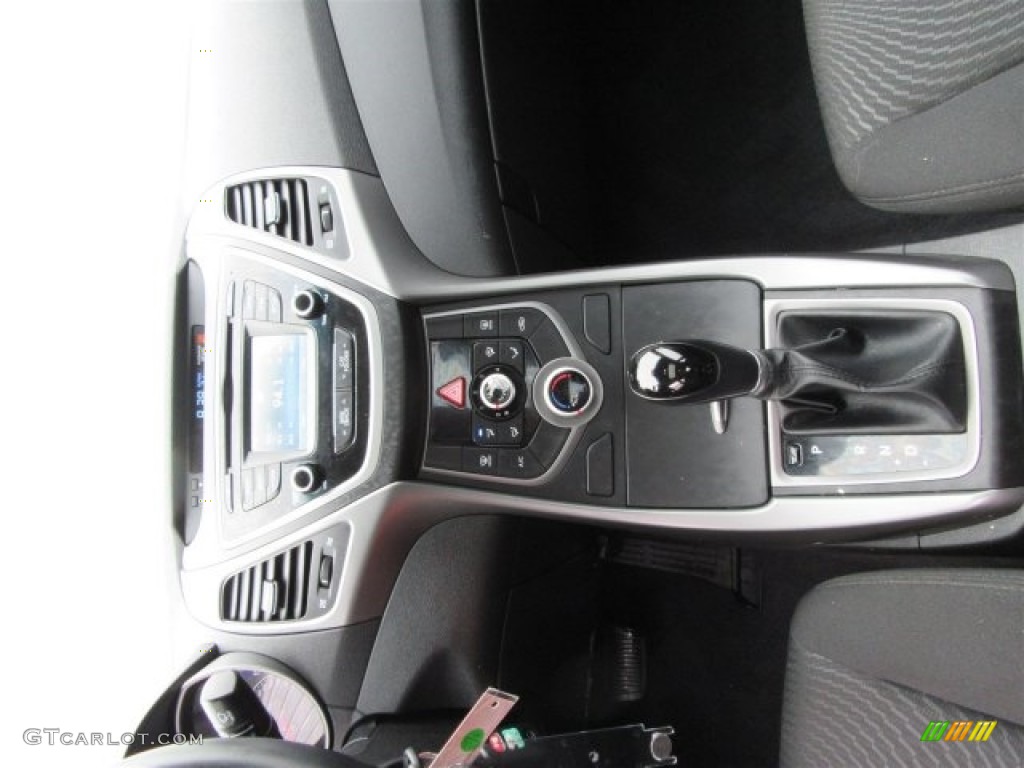 2015 Elantra SE Sedan - Shimmering Air Silver / Black photo #22
