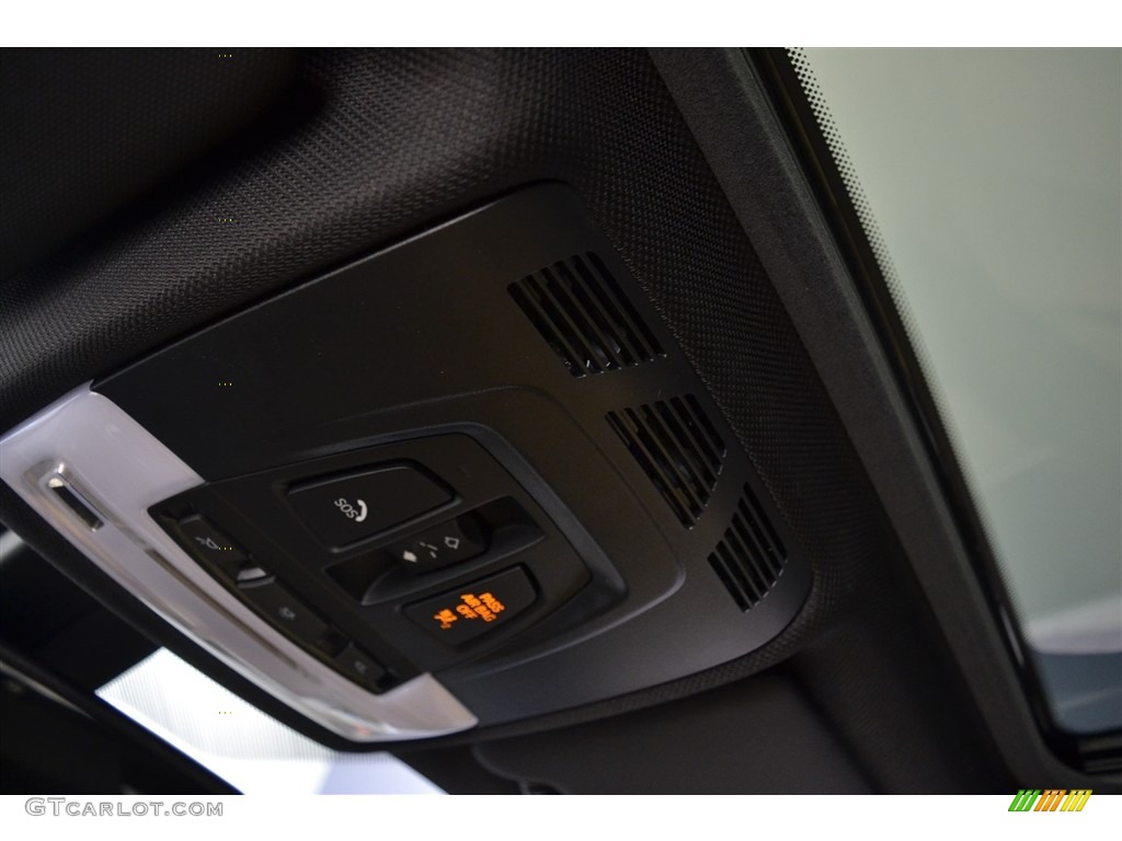 2017 3 Series 330i Sedan - Black Sapphire Metallic / Venetian Beige/Black photo #13