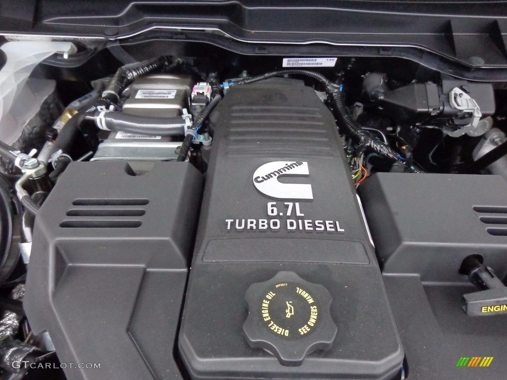 2017 Ram 4500 Tradesman Regular Cab Chassis 6.7 Liter OHV 24-Valve Cummins Turbo-Diesel Inline 6 Cylinder Engine Photo #117541238