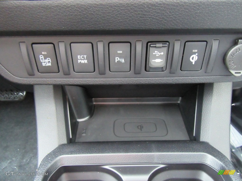 2017 Toyota Tacoma Limited Double Cab 4x4 Controls Photo #117542020