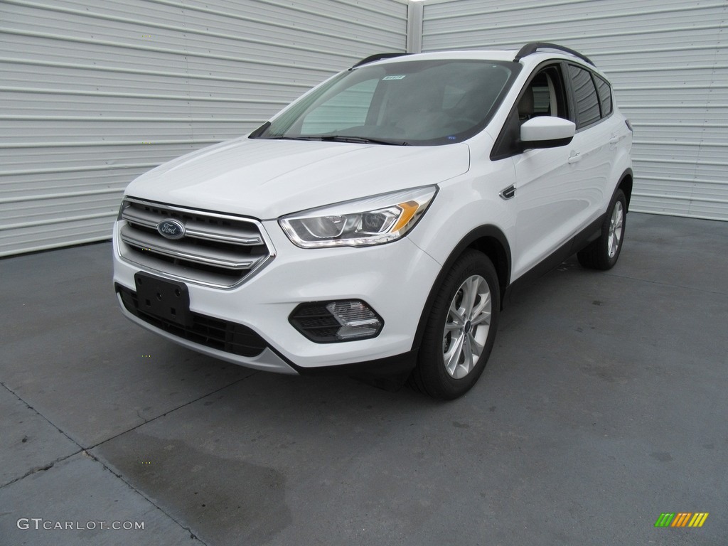 2017 Escape SE - Oxford White / Medium Light Stone photo #7