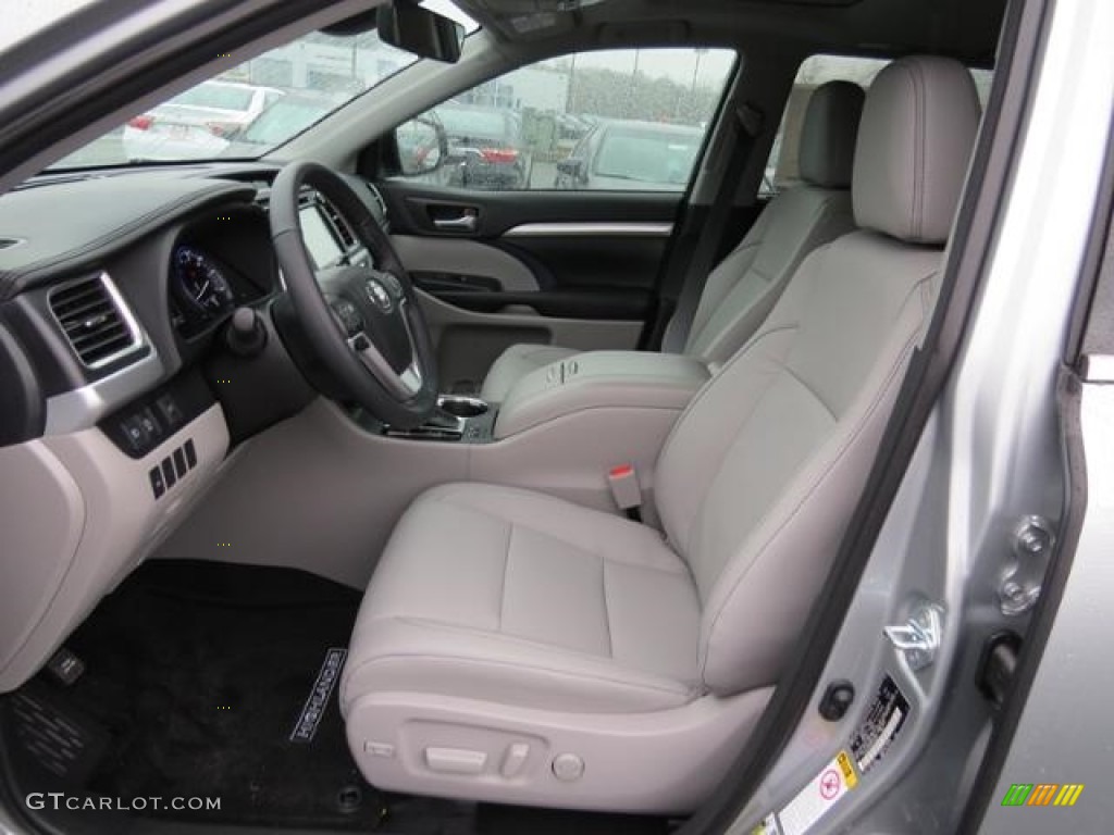 Ash Interior 2017 Toyota Highlander XLE Photo #117542948