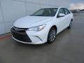 2017 Blizzard White Pearl Toyota Camry XLE  photo #7