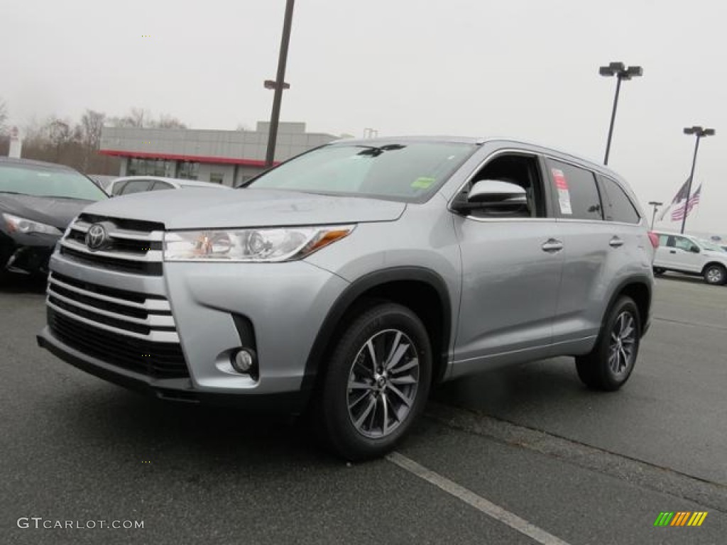 2017 Highlander XLE - Celestial Silver Metallic / Ash photo #3