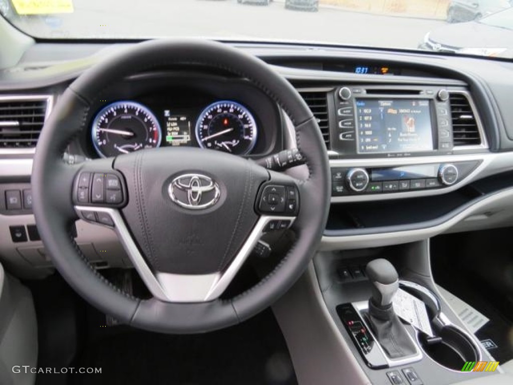 2017 Highlander XLE - Celestial Silver Metallic / Ash photo #5
