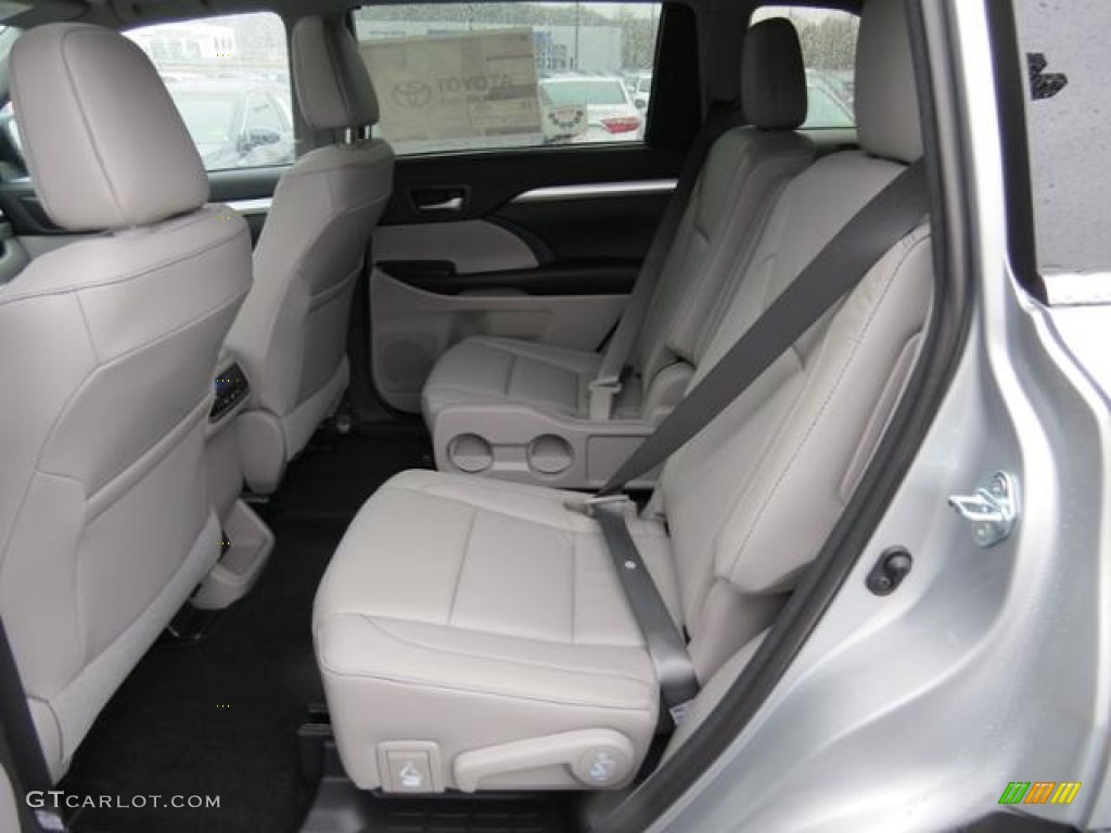 2017 Highlander XLE - Celestial Silver Metallic / Ash photo #7