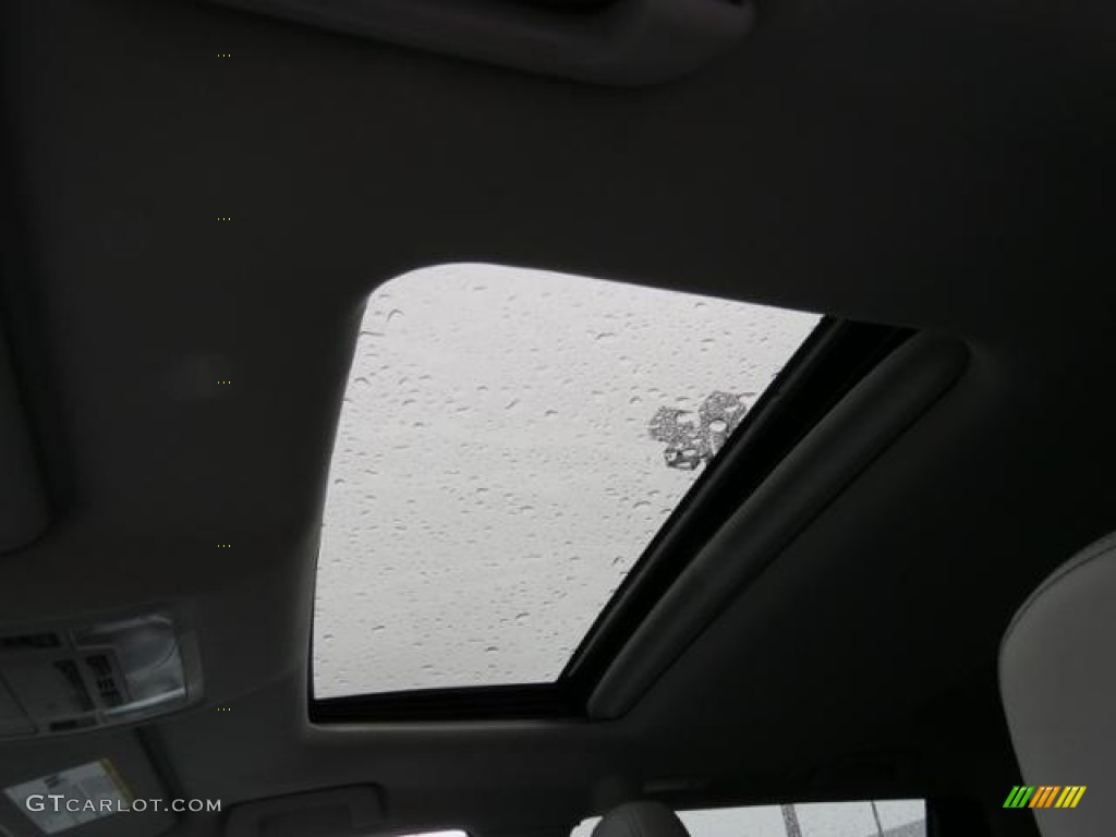 2017 Highlander XLE - Celestial Silver Metallic / Ash photo #12