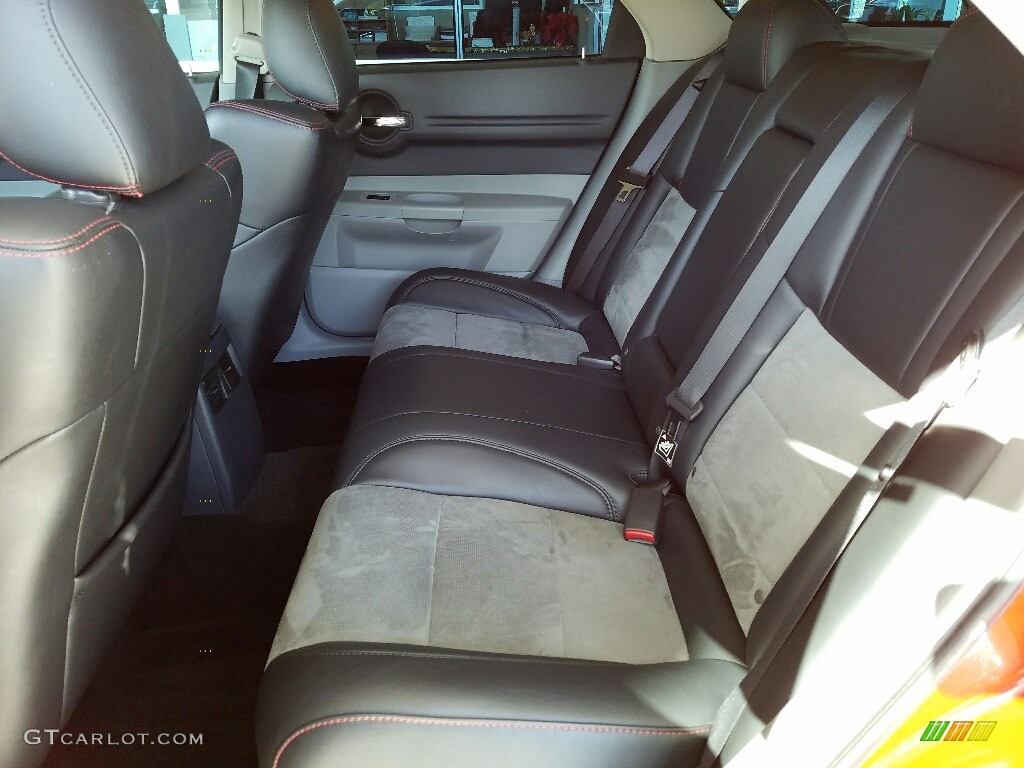 2007 Dodge Magnum SRT-8 Rear Seat Photos