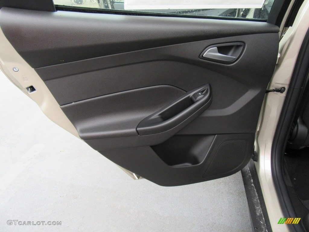 2017 Ford Focus SE Hatch Charcoal Black Door Panel Photo #117546644