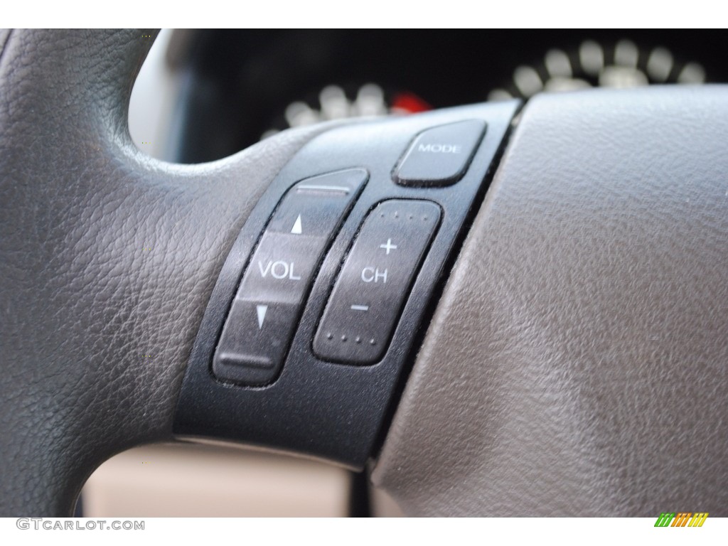 2006 Accord LX V6 Sedan - Taffeta White / Ivory photo #14