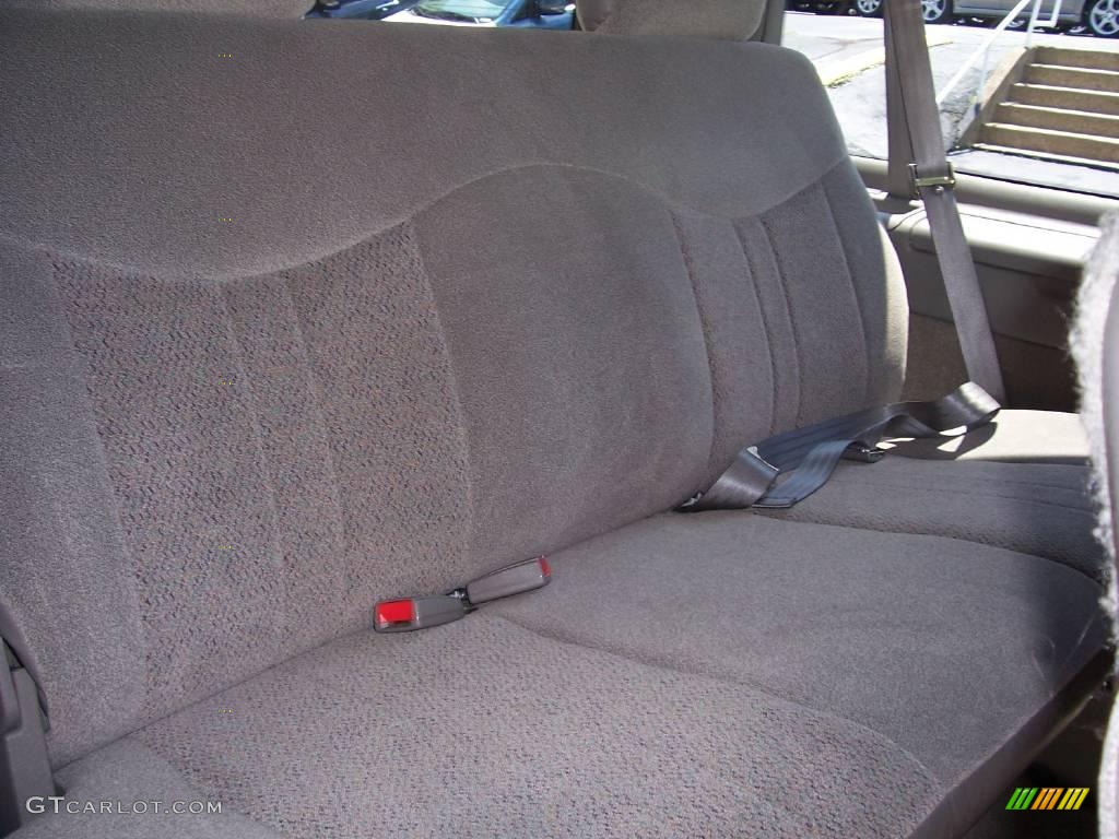 2004 Astro LS AWD Passenger Van - Medium Charcoal Gray Metallic / Medium Gray photo #14