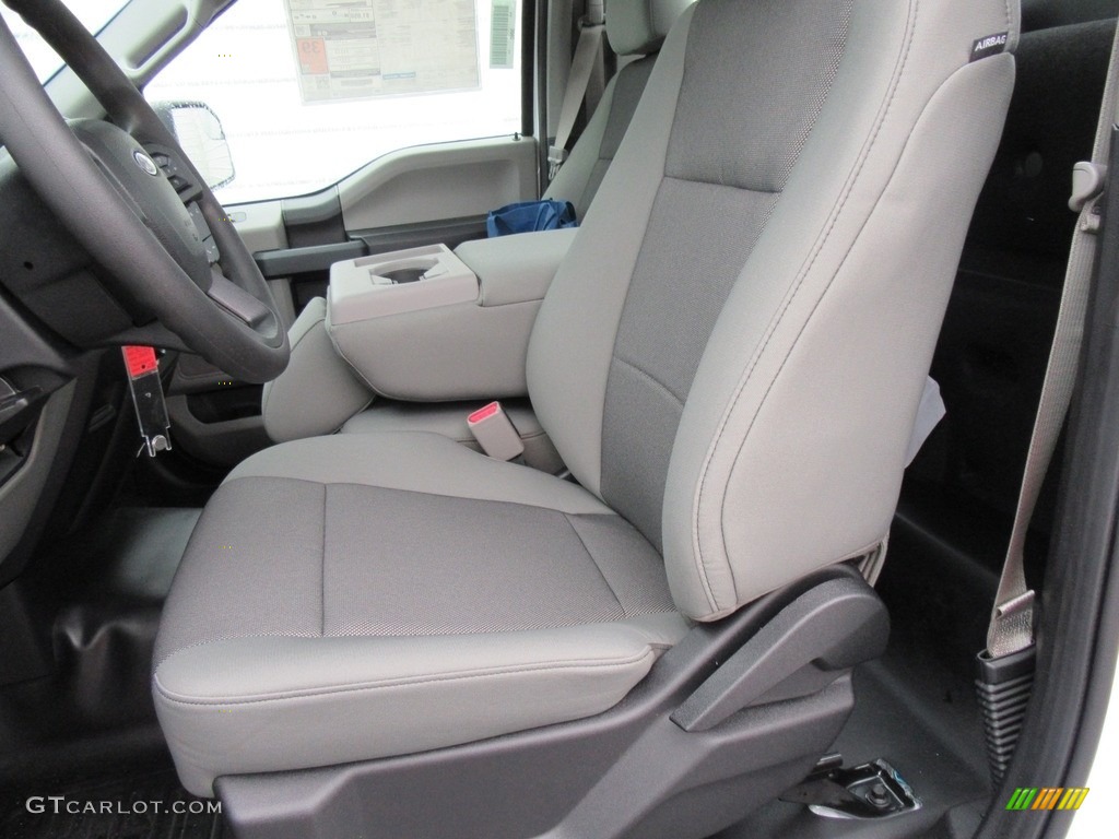 Earth Gray Interior 2017 Ford F150 XL Regular Cab Photo #117548324