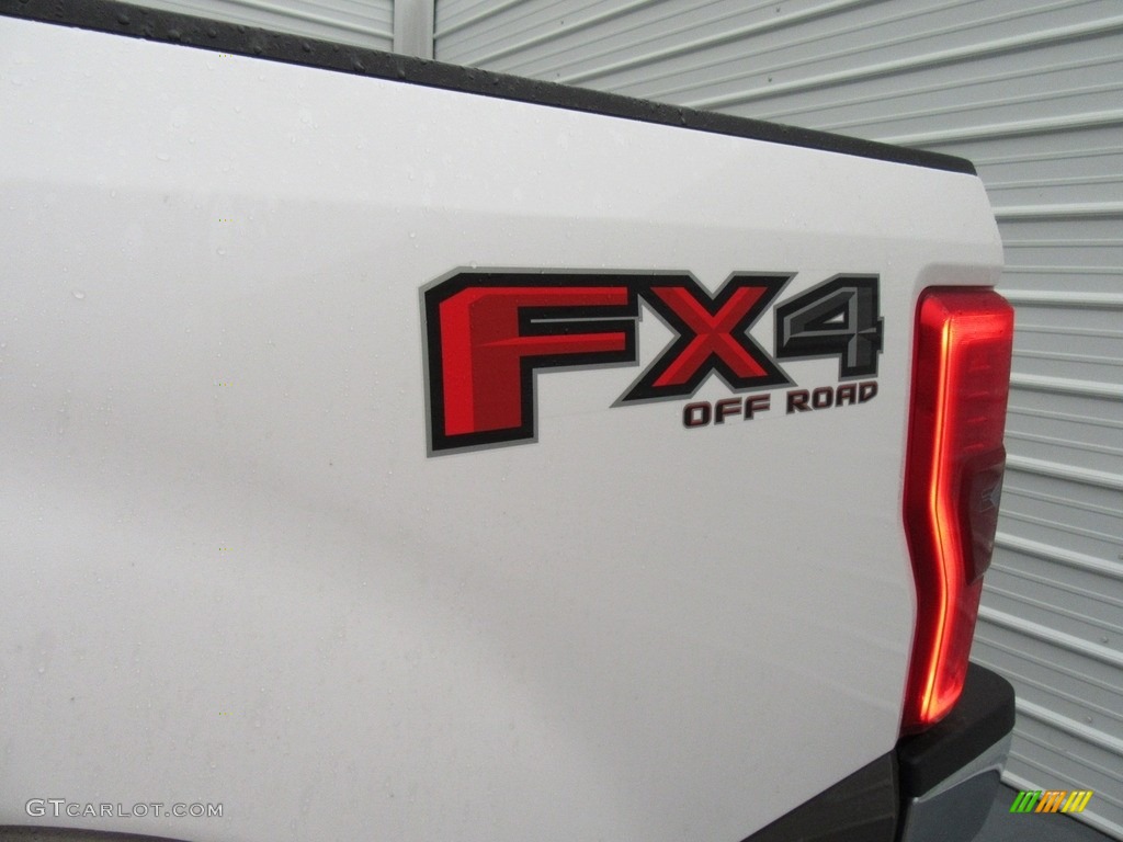 2017 Ford F250 Super Duty King Ranch Crew Cab 4x4 Marks and Logos Photo #117548822