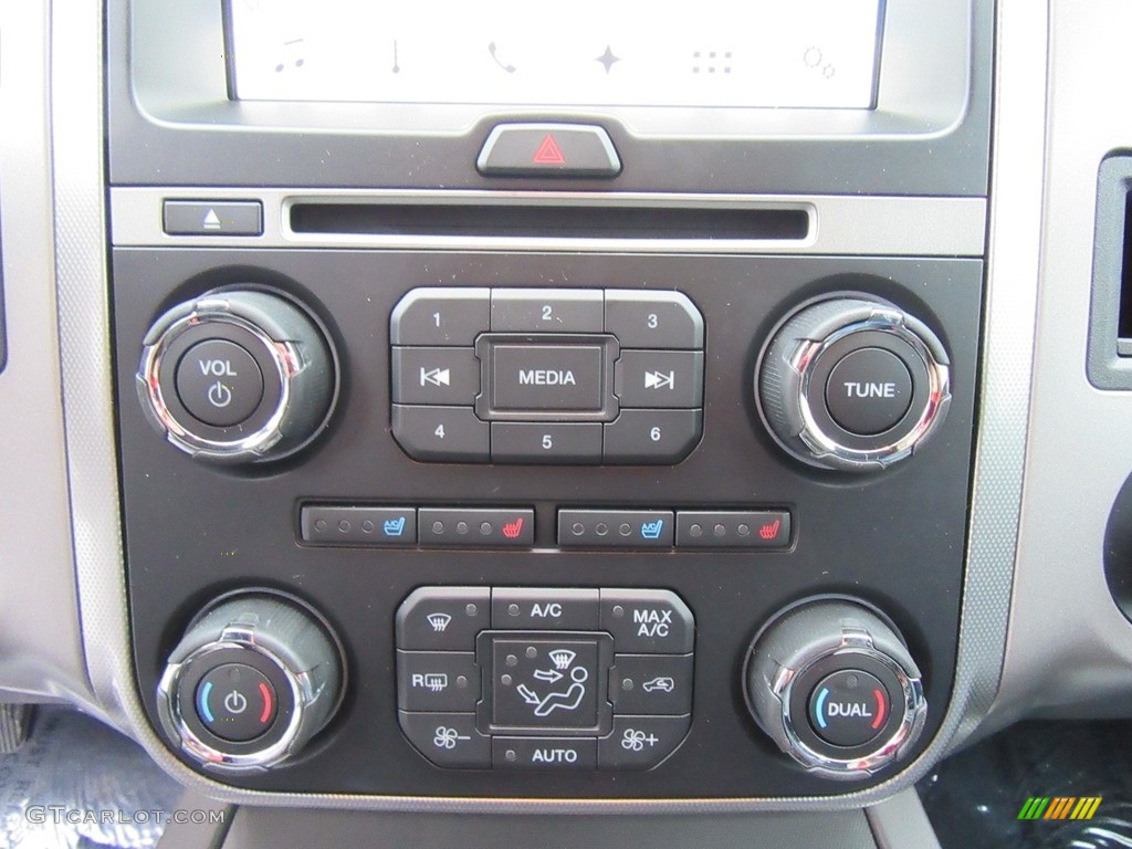 2017 Ford Expedition EL XLT Controls Photo #117549497