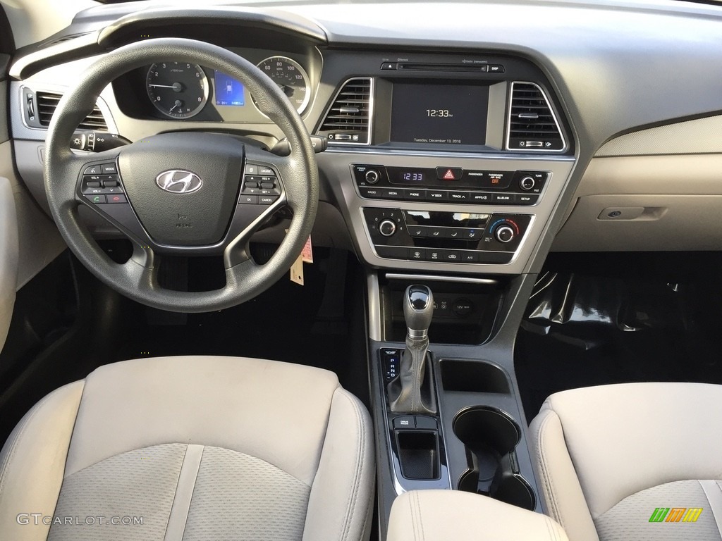 2016 Sonata SE - Lakeside Blue / Gray photo #13