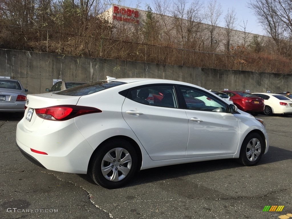 2016 Elantra Limited - White / Beige photo #4