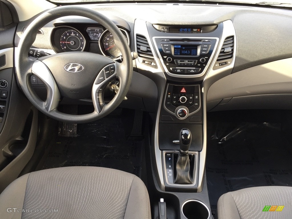 2016 Elantra Limited - White / Beige photo #12
