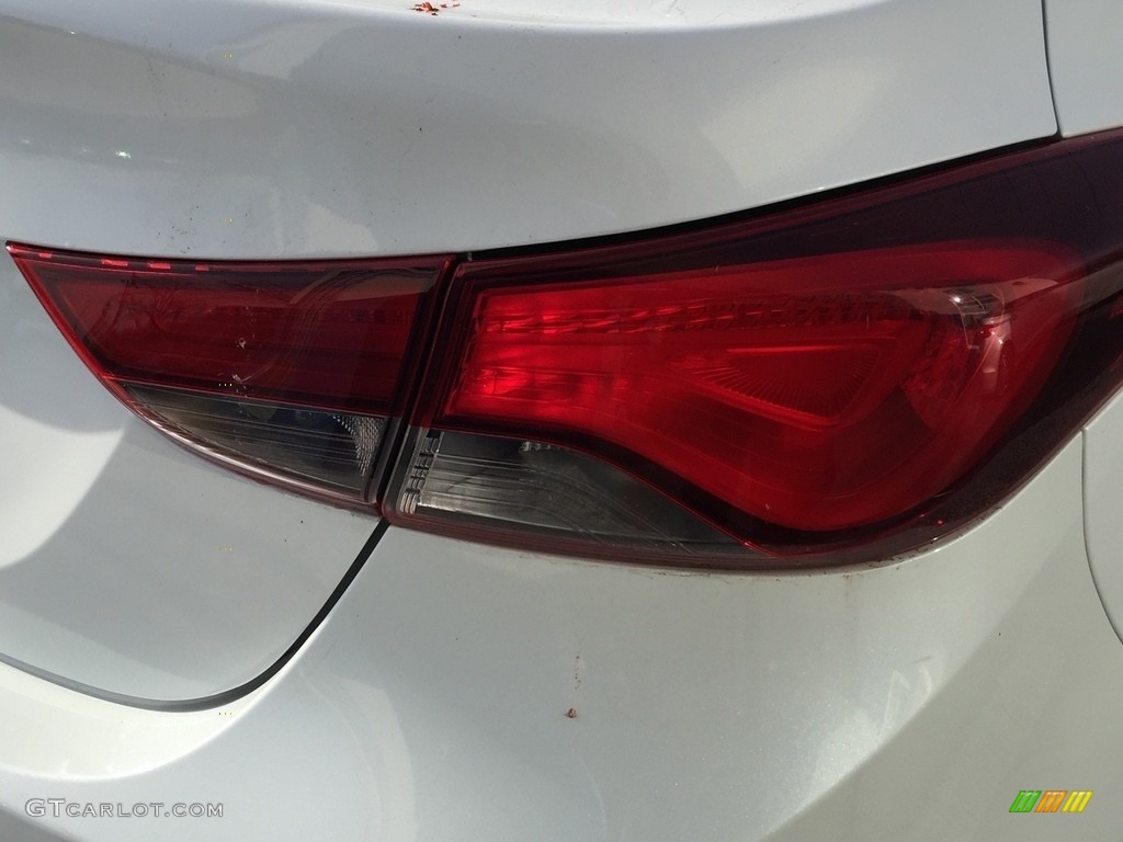 2016 Elantra Limited - White / Beige photo #20