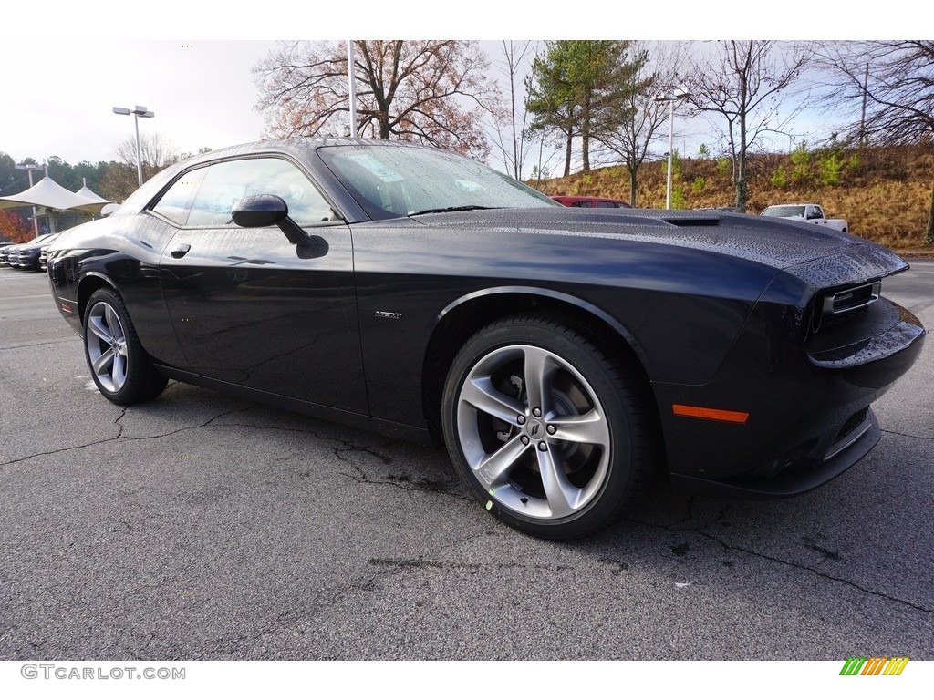 2017 Challenger R/T - Maximum Steel Metallic / Black photo #4