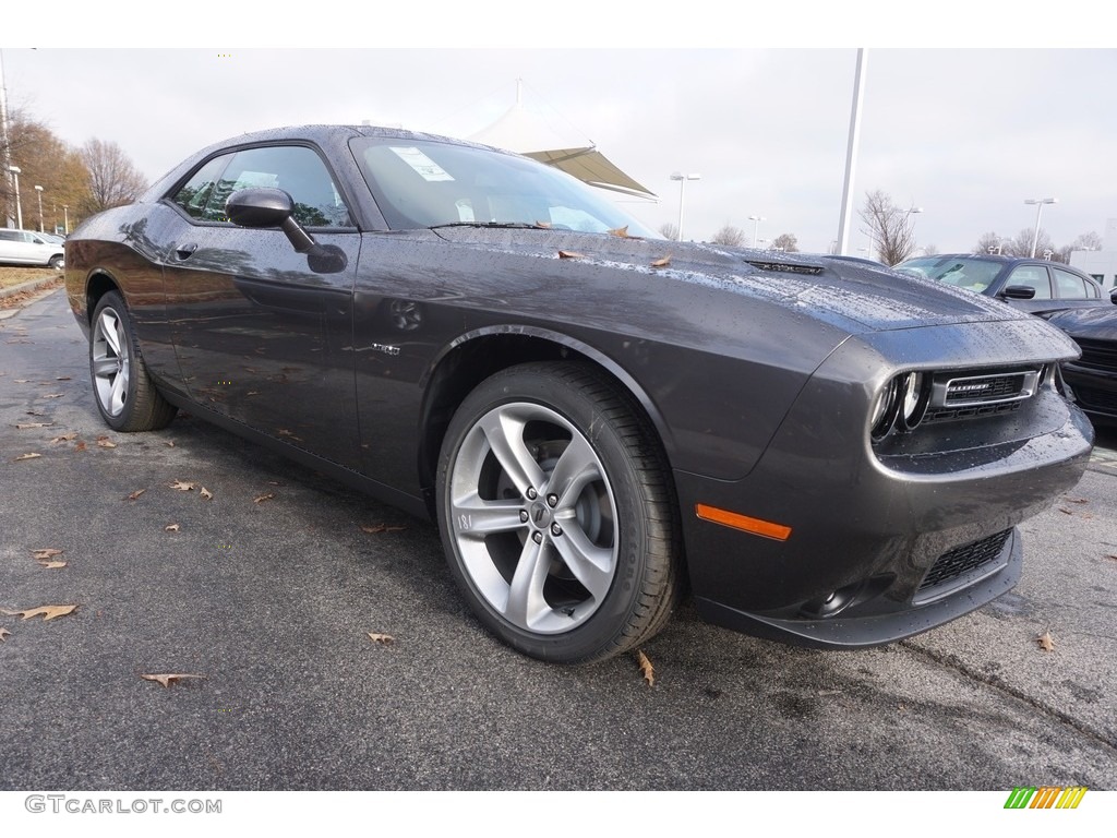 2017 Challenger R/T - Granite Pearl / Black photo #4