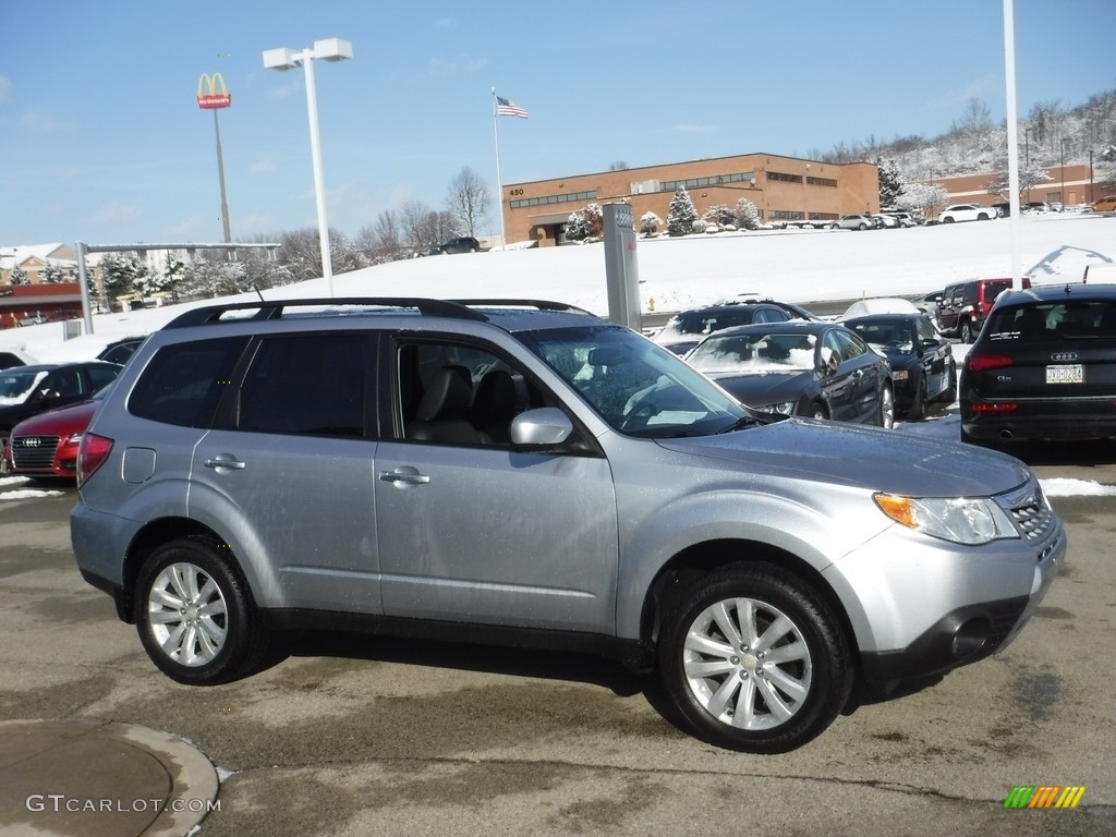 2012 Forester 2.5 X Limited - Ice Silver Metallic / Black photo #8