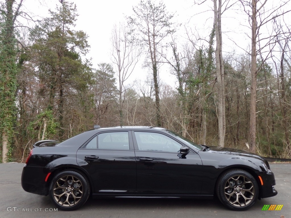 Gloss Black 2017 Chrysler 300 S Exterior Photo #117561966