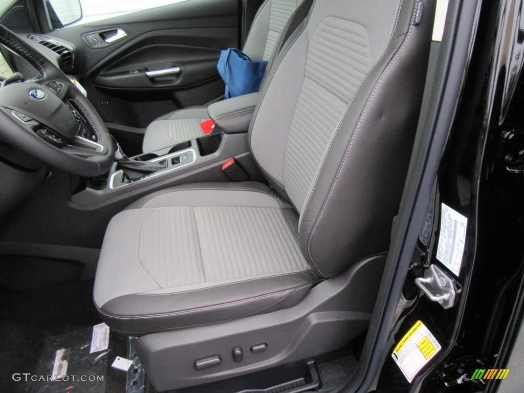2017 Ford Escape Titanium Front Seat Photos