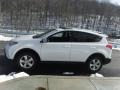 Super White - RAV4 XLE AWD Photo No. 7