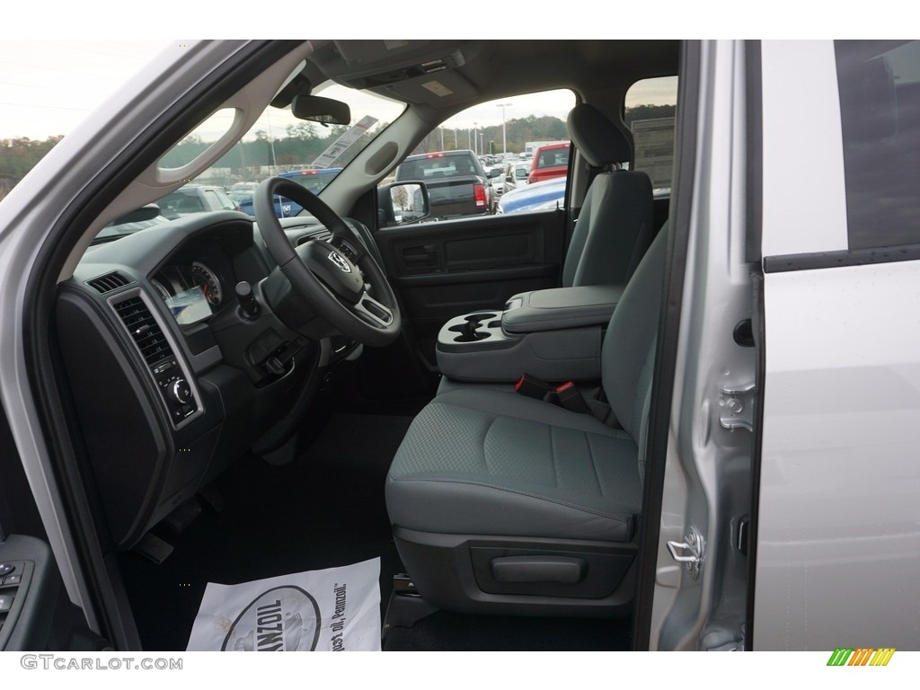 2017 1500 Express Quad Cab - Bright Silver Metallic / Black/Diesel Gray photo #7