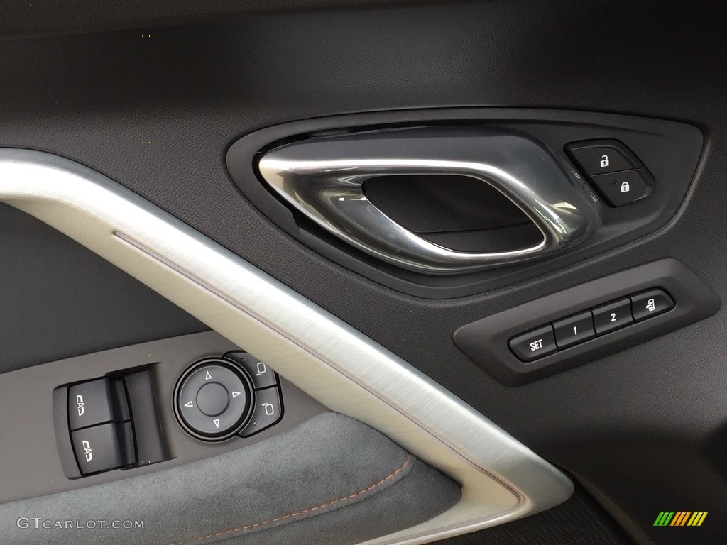 2017 Chevrolet Camaro SS Coupe 50th Anniversary Controls Photo #117568382