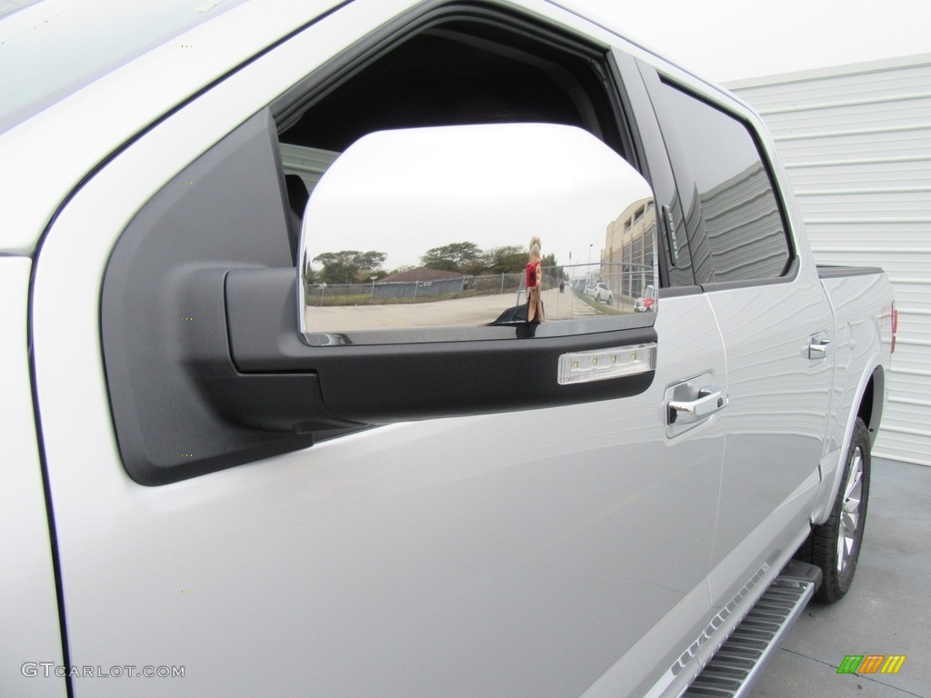 2017 F150 Lariat SuperCrew 4X4 - Ingot Silver / Black photo #13