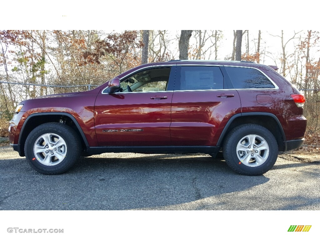 2017 Grand Cherokee Laredo 4x4 - Velvet Red Pearl / Black/Light Frost Beige photo #3