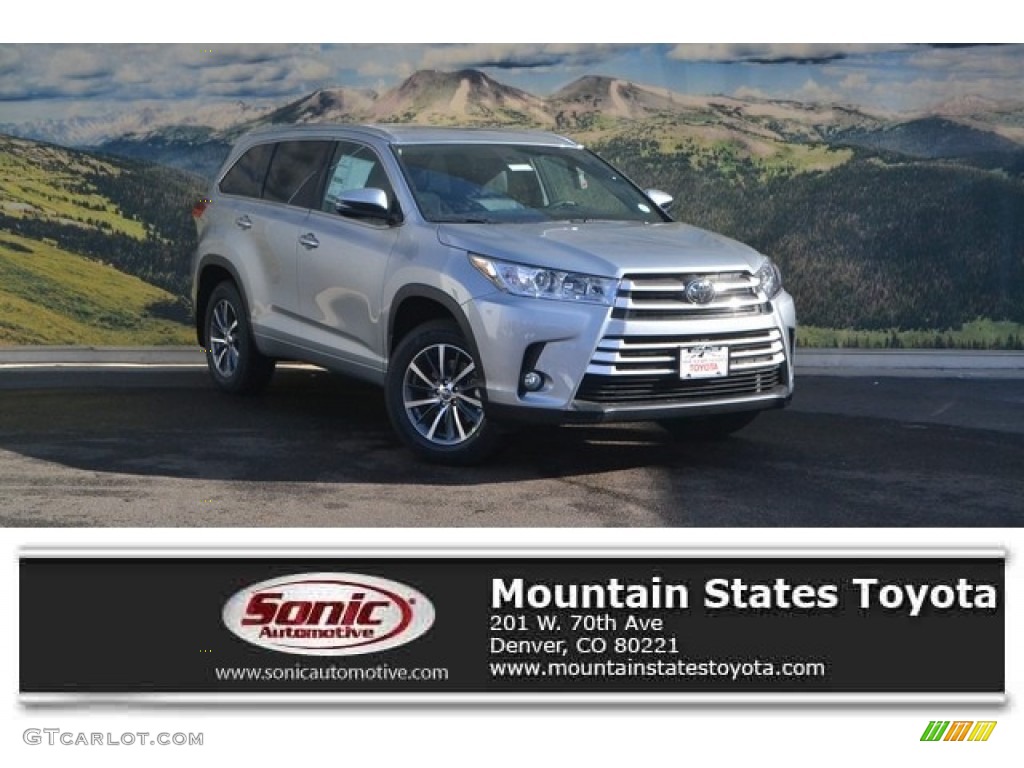2017 Highlander XLE AWD - Celestial Silver Metallic / Black photo #1