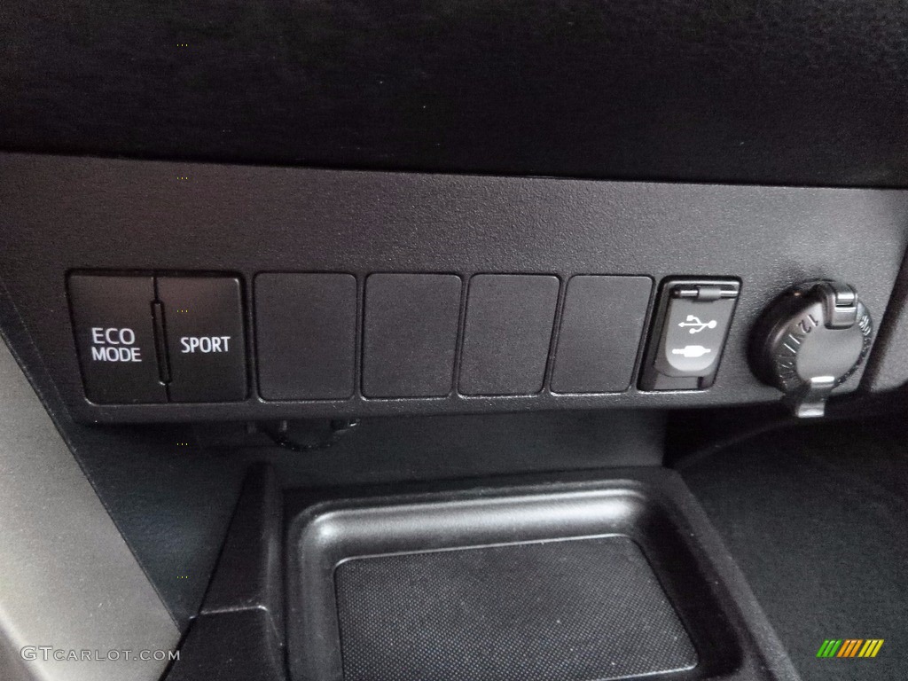 2013 RAV4 XLE AWD - Spruce Green Mica / Ash photo #22