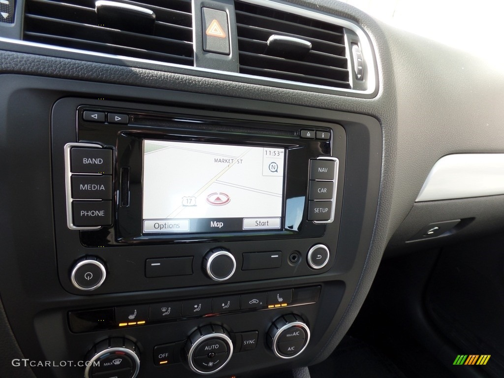 2013 Jetta Hybrid SEL - Deep Black Pearl Metallic / Cornsilk Beige photo #17