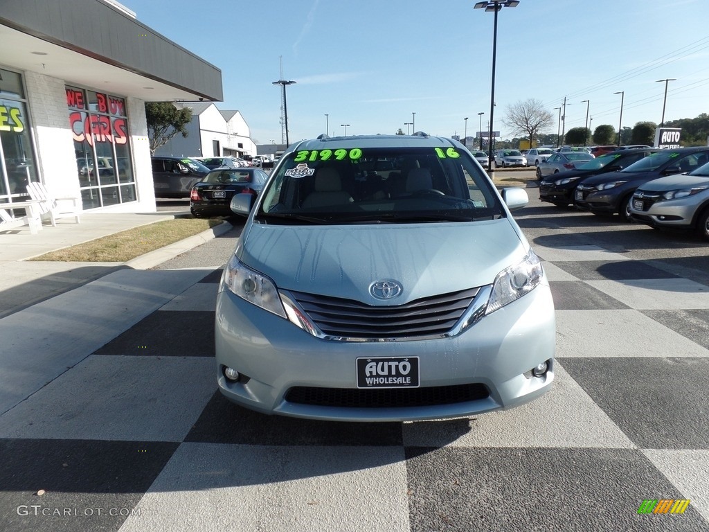 2016 Sienna XLE - Sky Blue Pearl / Ash photo #2