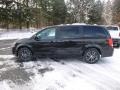 Black Onyx - Grand Caravan SXT Photo No. 3