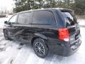 2017 Black Onyx Dodge Grand Caravan SXT  photo #7