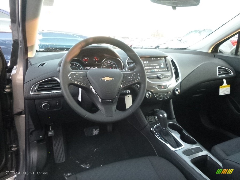 2017 Cruze LT - Pepperdust Metallic / Jet Black photo #13