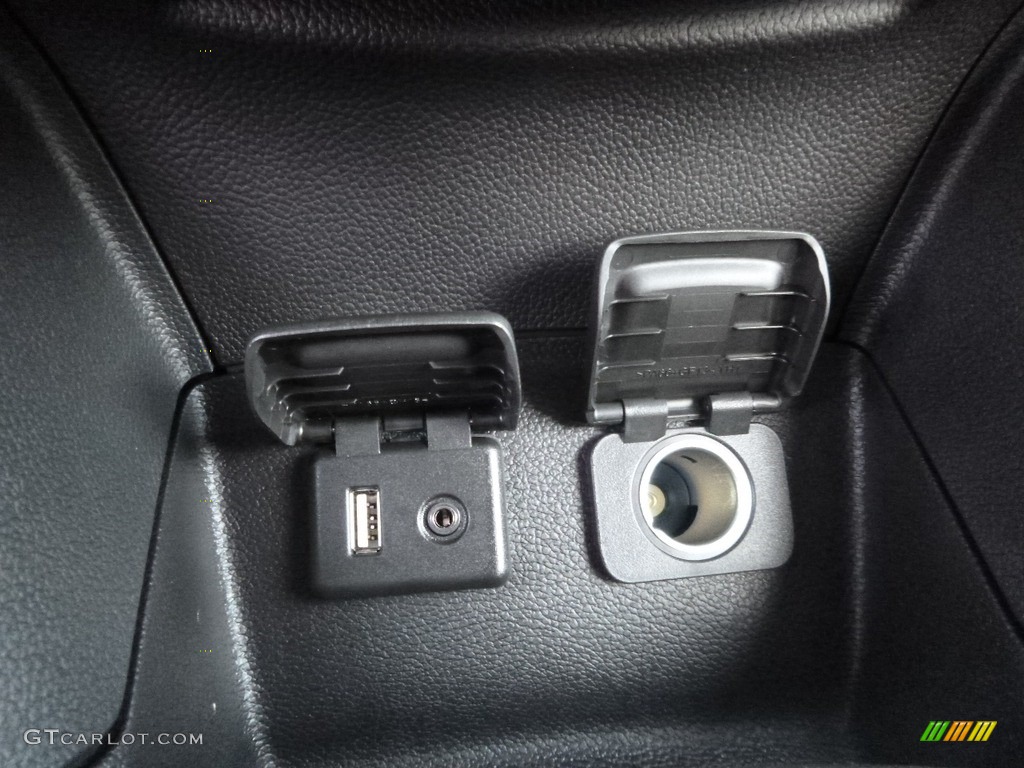 2017 Cruze LT - Pepperdust Metallic / Jet Black photo #19