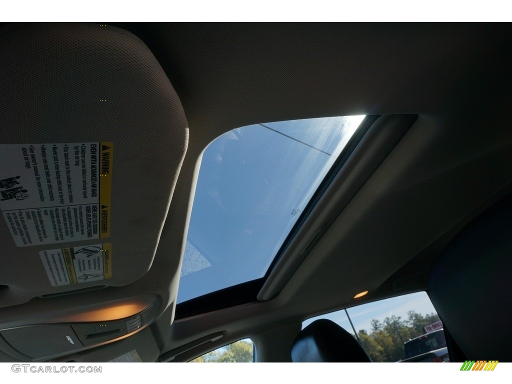 2014 QX60 3.5 AWD - Glacial Silver / Graphite photo #11