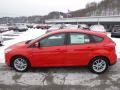 2016 Race Red Ford Focus SE Hatch  photo #7