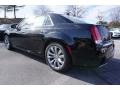 Gloss Black - 300 C Photo No. 2