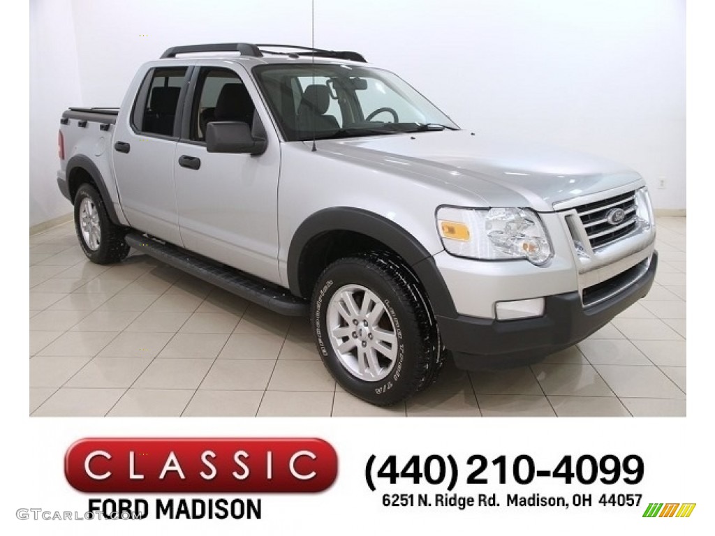 2010 Explorer Sport Trac XLT 4x4 - Brilliant Silver Metallic / Charcoal Black photo #1