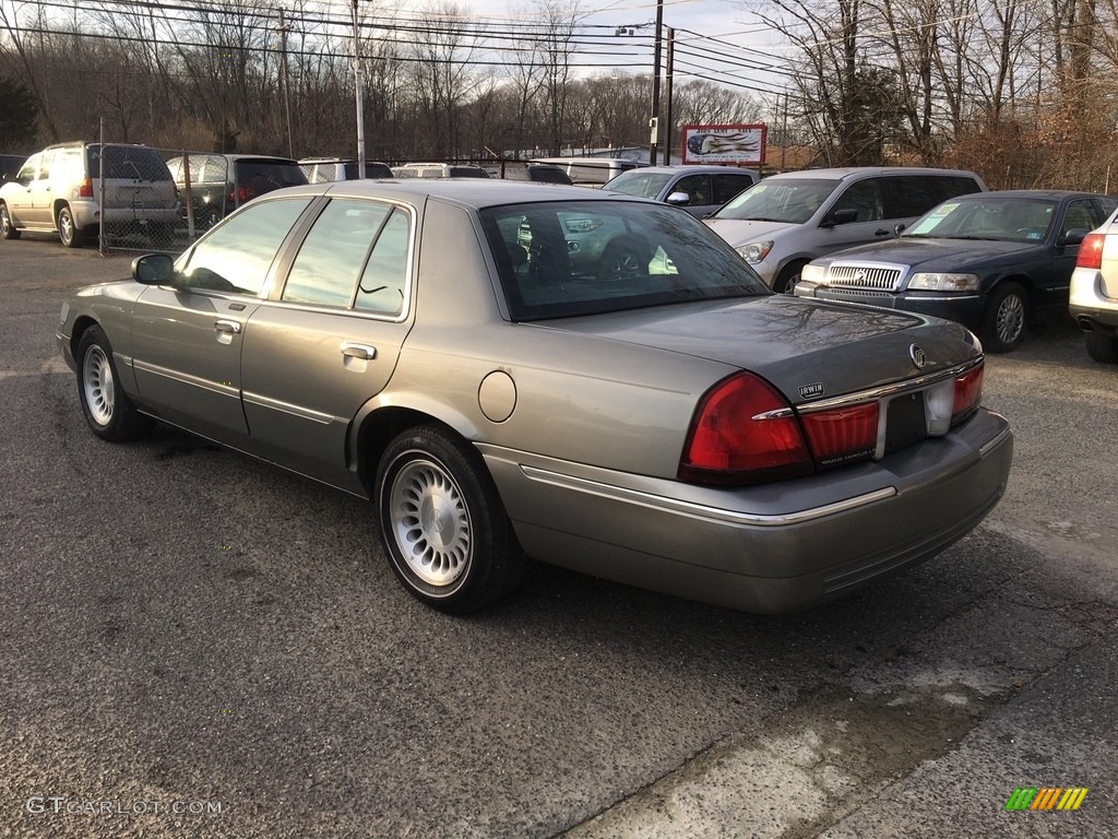 2002 Grand Marquis LS - Arizona Beige Metallic / Dark Charcoal photo #4