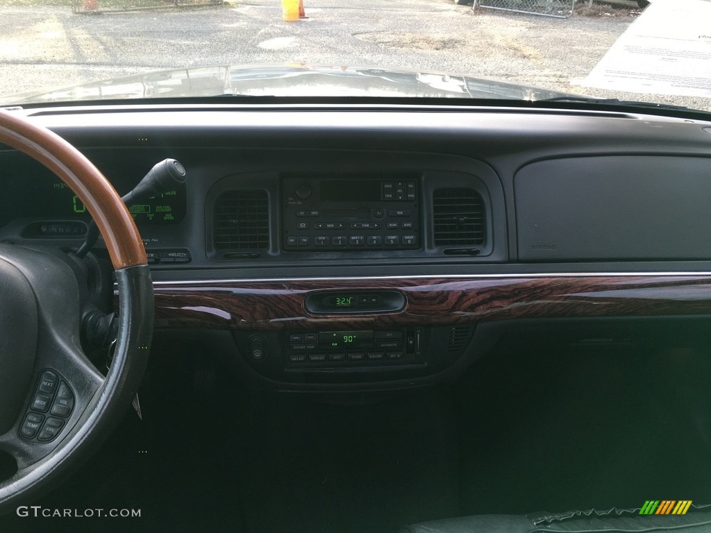 2002 Grand Marquis LS - Arizona Beige Metallic / Dark Charcoal photo #12