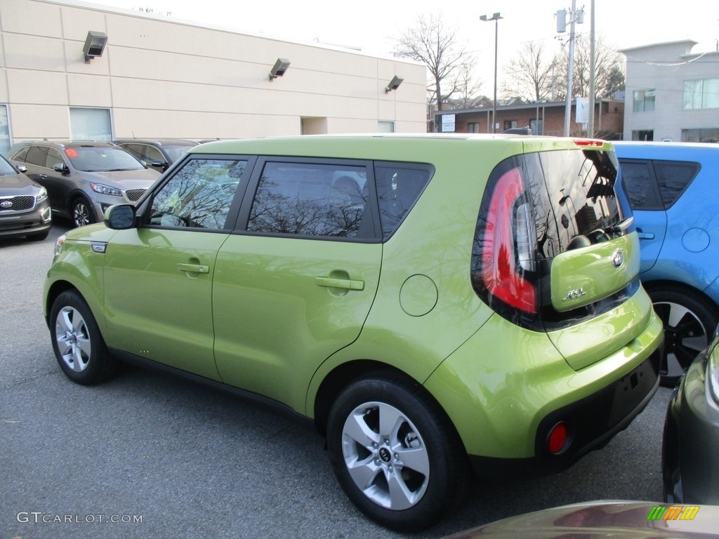Alien 2 2017 Kia Soul Standard Soul Model Exterior Photo #117604074