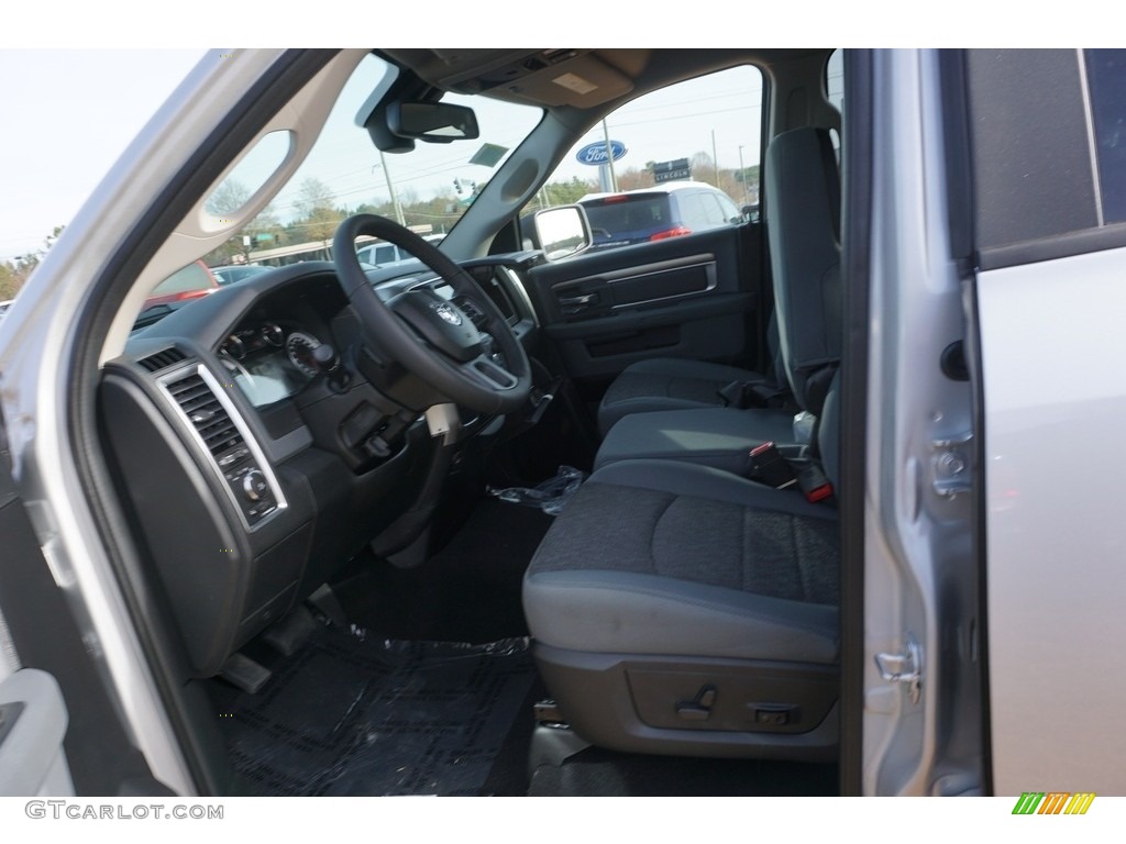 2017 1500 Big Horn Quad Cab - Bright Silver Metallic / Black/Diesel Gray photo #7
